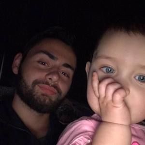 Meet your Posher, Eli